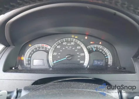 2014 Toyota Camry Se z USA, uszkodzony, nr VIN 4T1BF1FK5EU376419